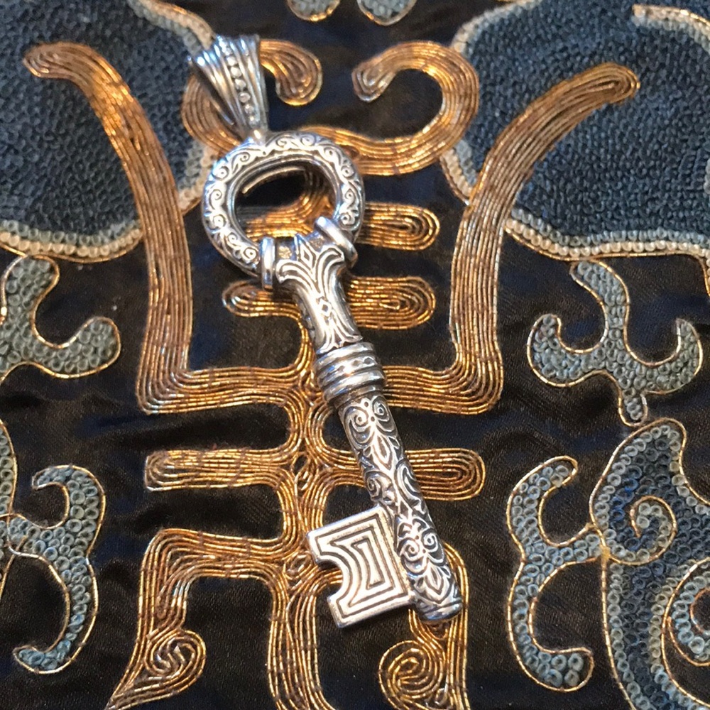 Konstantino Silver Ornate Key Pendant